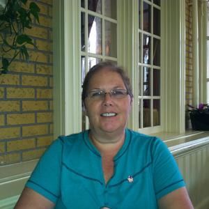 Meet your Posher, Janet